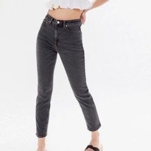 BDG Girlfriend High Rise Sz 26 Black Wash Sz 4 Urban Outfitters UO Black Wash